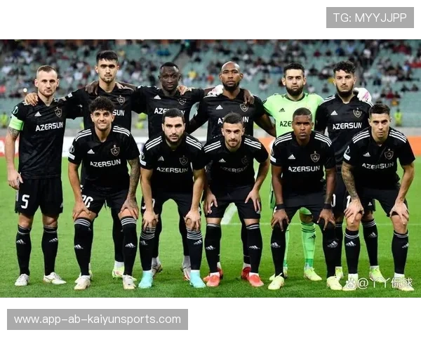 球队在欧冠热身赛中磨合阵容以备正赛，欧冠赛前热身音乐